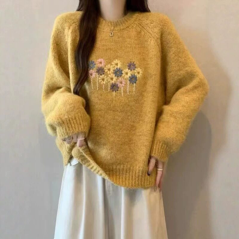 大童少女半高领兔子刺绣毛衣