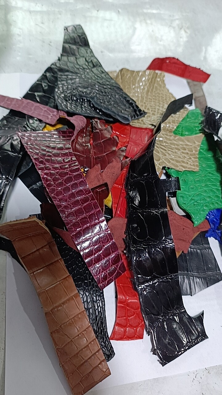 鳄鱼皮料表带料边角料皮料手工D皮革