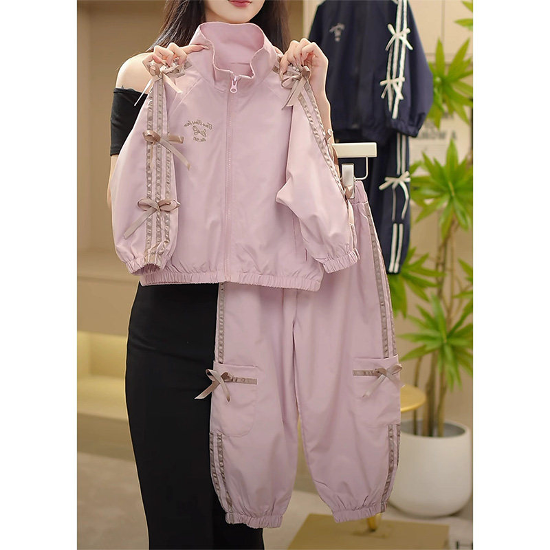 女童春秋运动套装2025新款中大童冲锋衣外套儿童网红开衫工装卫裤