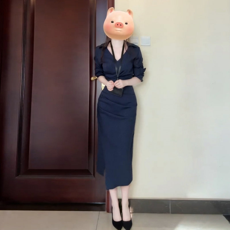 法式气质长袖条纹衬衫连衣裙子女秋季2025新款感穿搭包臀长裙