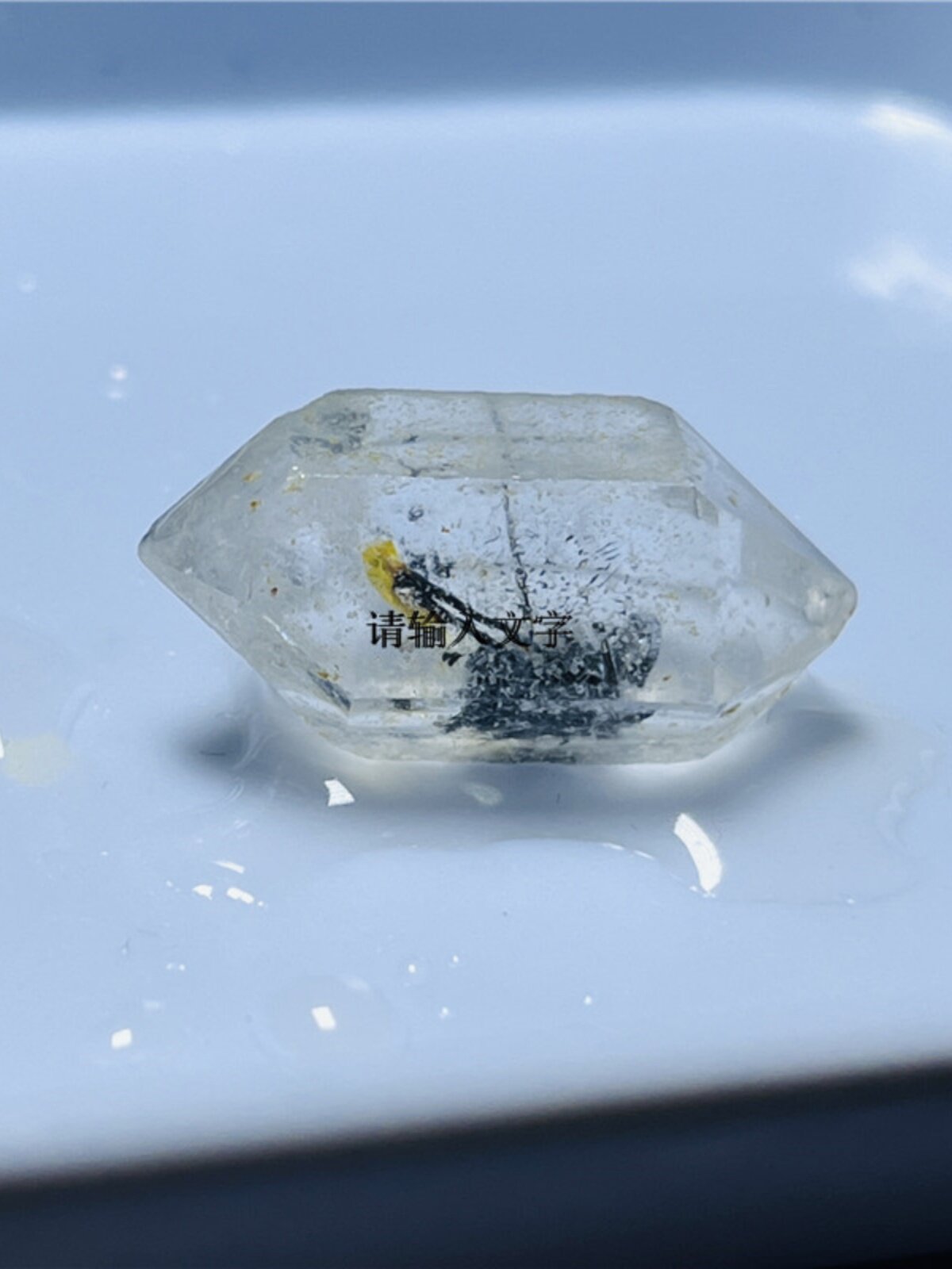 천연 크리스탈 유사 빛나는 다이아몬드 투명한 이상한 돌 표본 원시 돌 장식품 백본 추천 선물 가게 추천