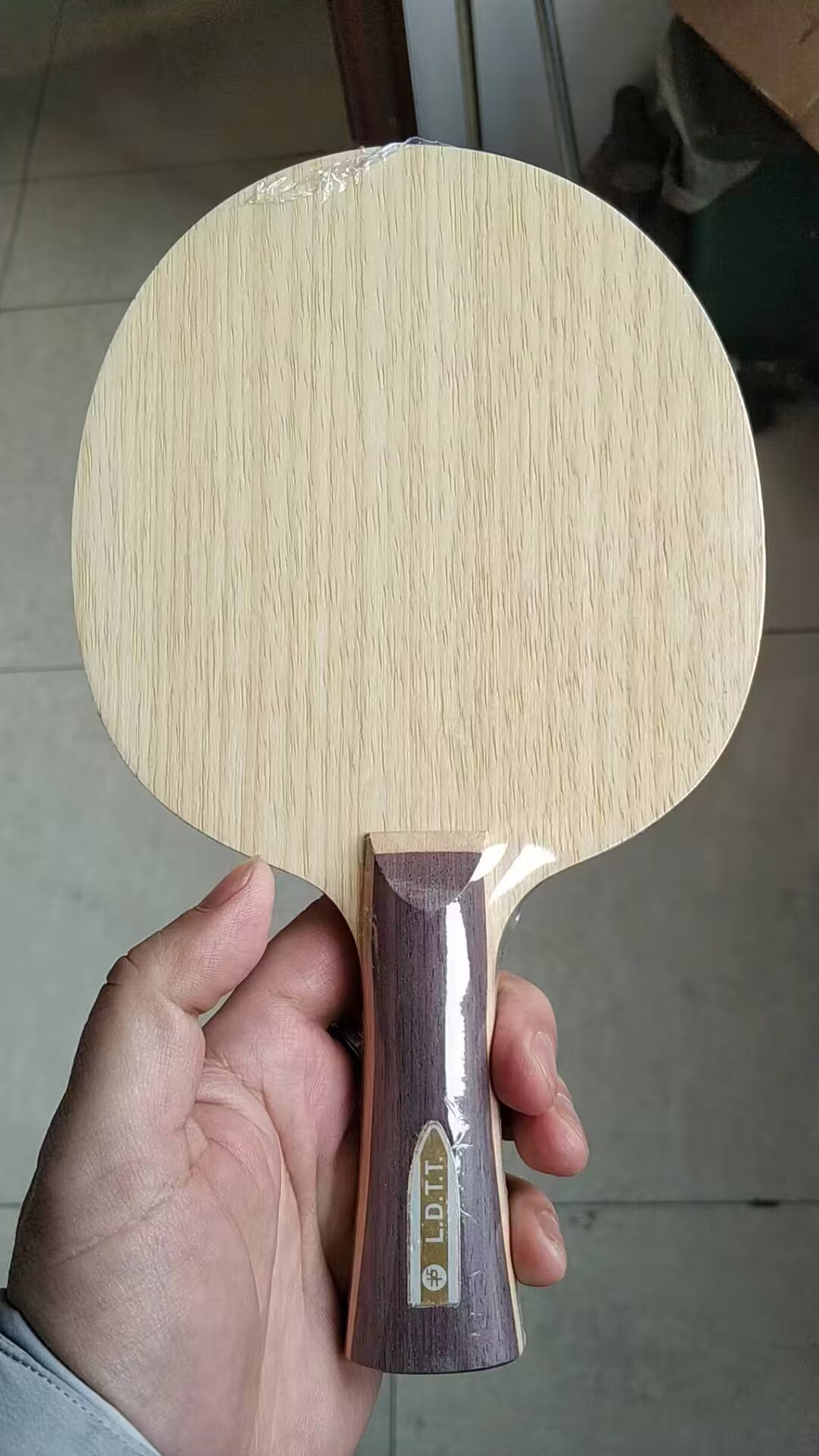 航天乒乓 力度LIDU外置纤维的（蝴蝶王结构）品牌球拍碳素底板