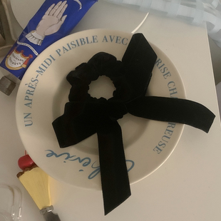 可爱百搭 现货Sunup_Q 丝绒蝴蝶结弹力发圈小肠圈 ins 1228 韩国