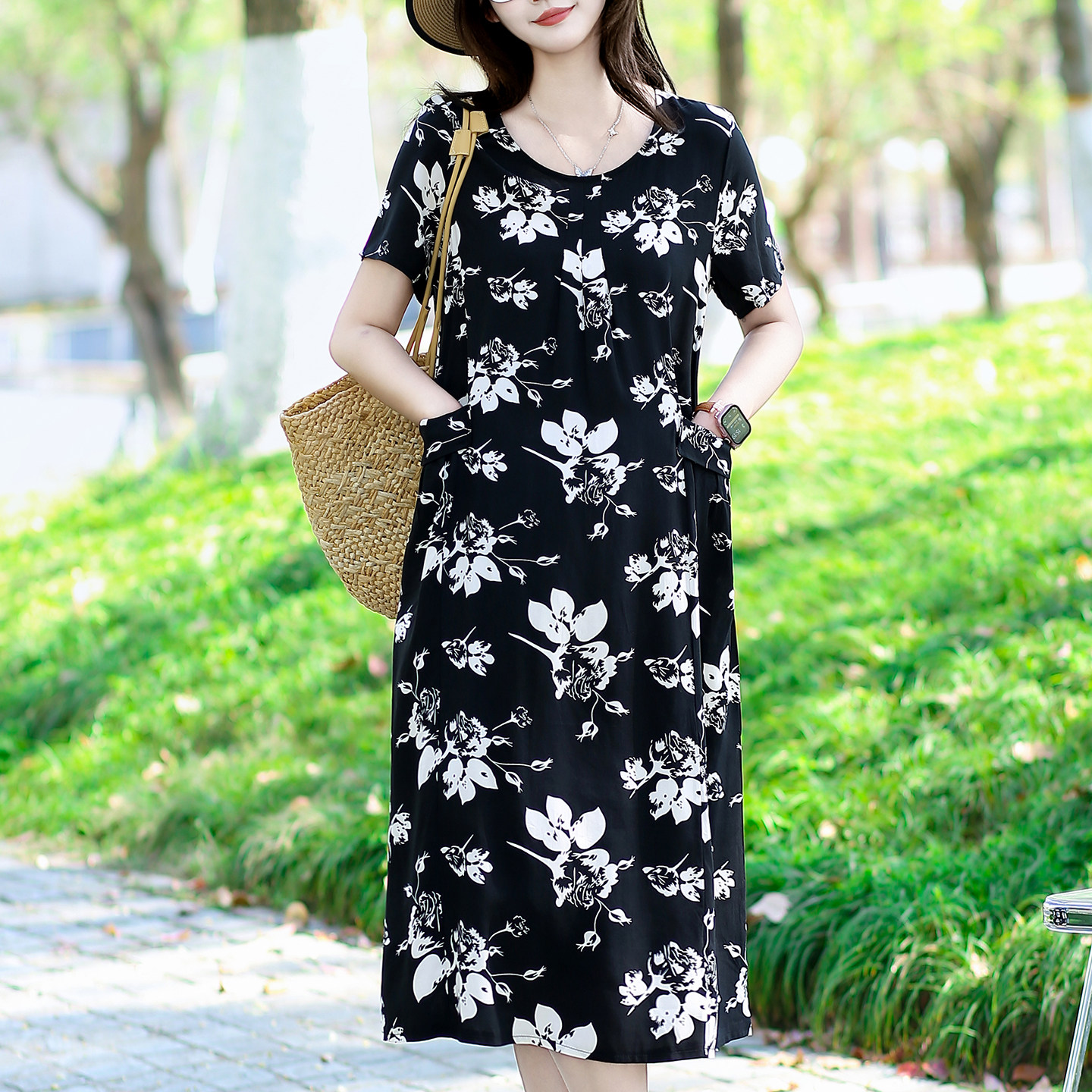 棉绸睡衣女夏季薄款短袖宽松睡裙中年人造棉凉爽妈妈连衣裙有口袋