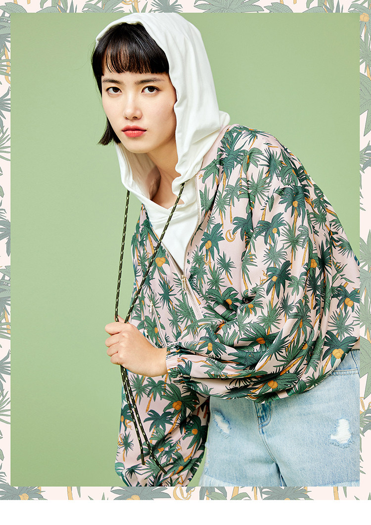 现货2020春秋时尚短款休闲chic港味外套女印花飞行员夹克棒球服