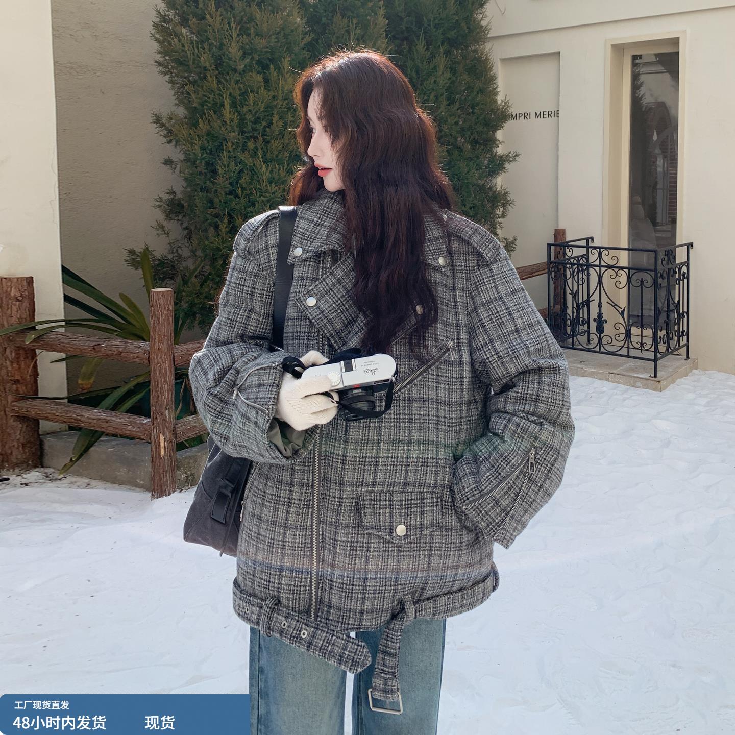 灰色设计感工装风羽绒服女2025年冬季新款韩版流行加厚白鸭绒外套