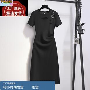 黑色短袖休闲连衣裙女夏季2025新款高级感气质修身显瘦小个子裙子