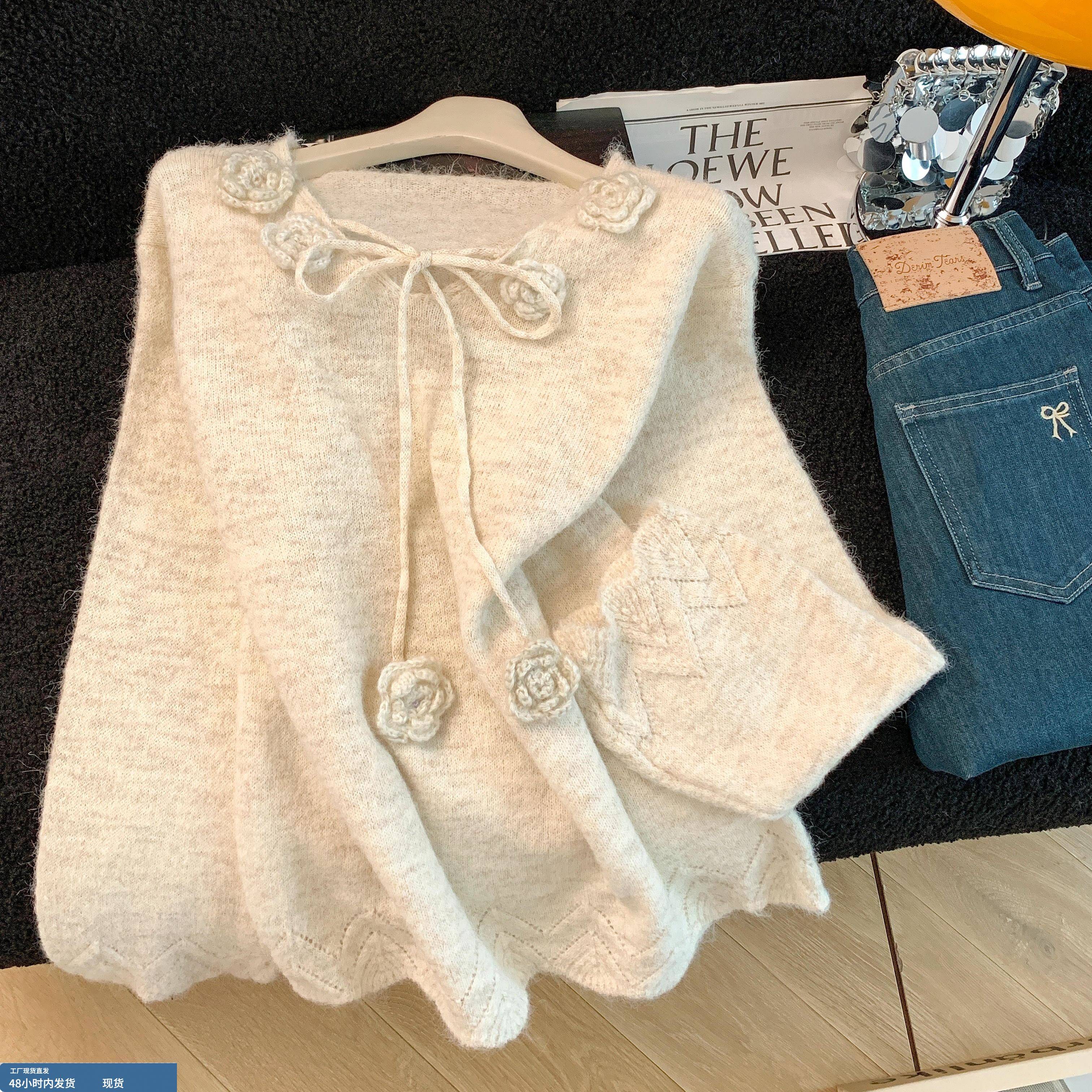 自留款推荐~立体花朵系带V领针织衫女冬季超好看慵懒软糯外搭毛衣