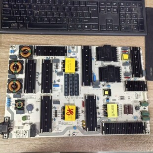 海信85E7G/ 85E7G-Pro电视电源板 RSAG7.820.9827 HLL-7085WP实拍