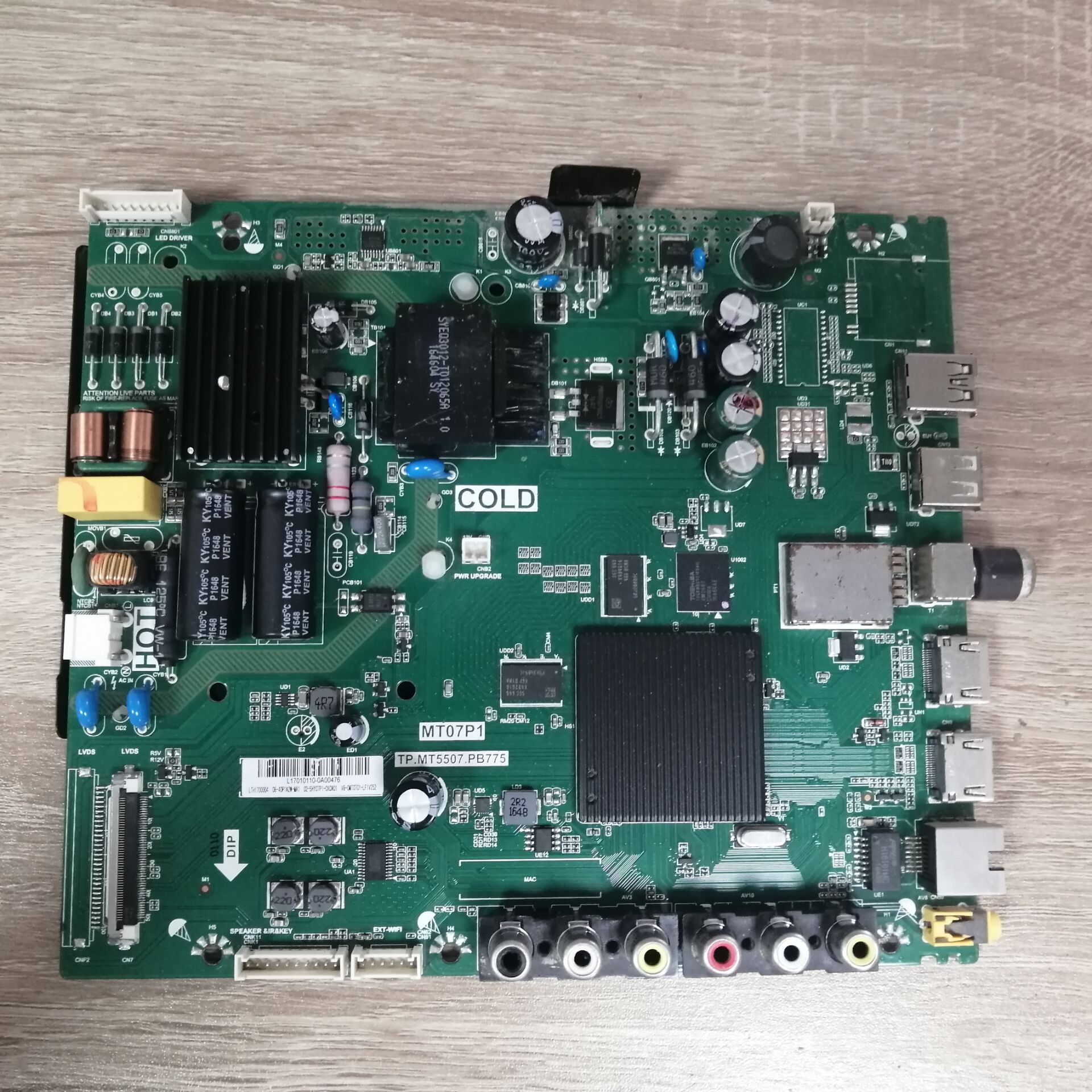 TCLL40P1A-F主板TP.MT550