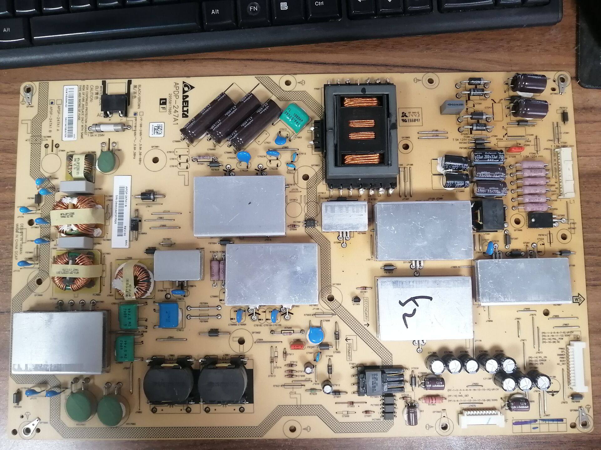 原装夏普LCD-52UE20A电源板