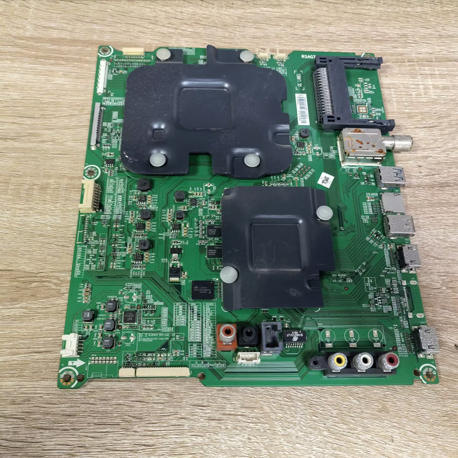 A海信LED65MU7000U主板RSAG7.8