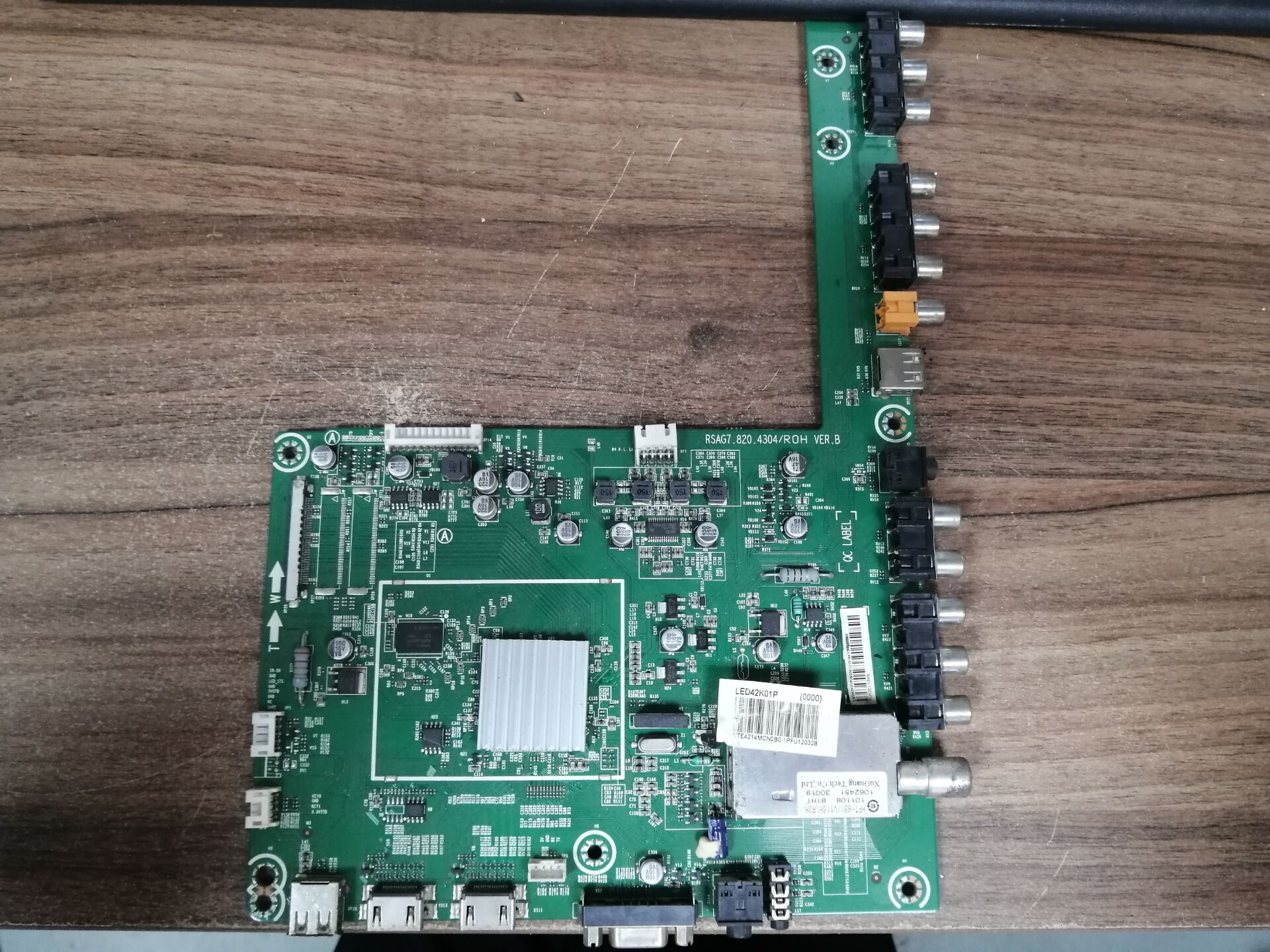 原装海信LED42K01PLED4主板