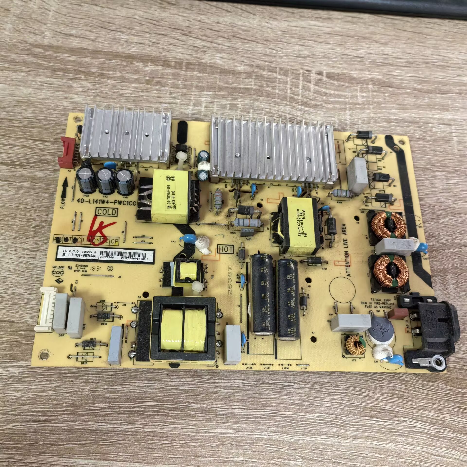 TCL65V6液晶电视电源板40-L141W