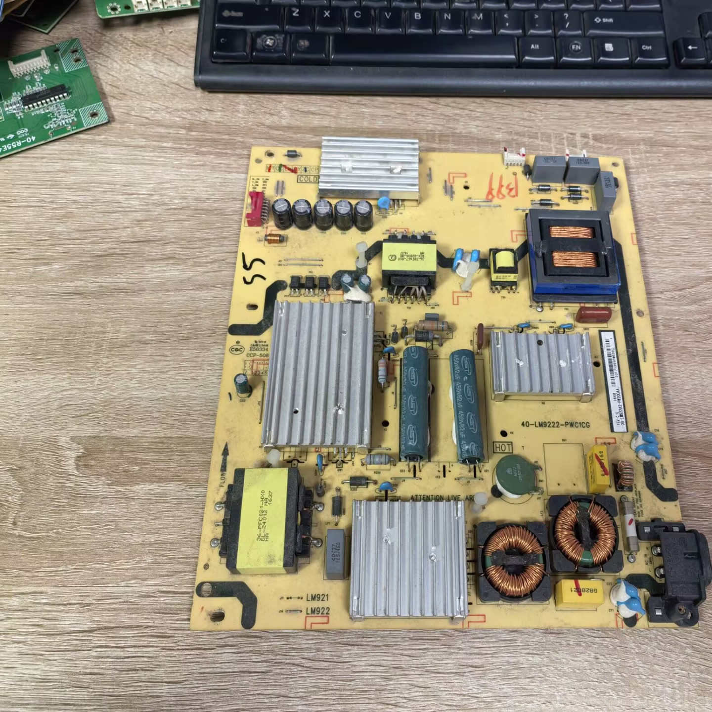 TCLL55P1电源板40-LM9222-PWC1C