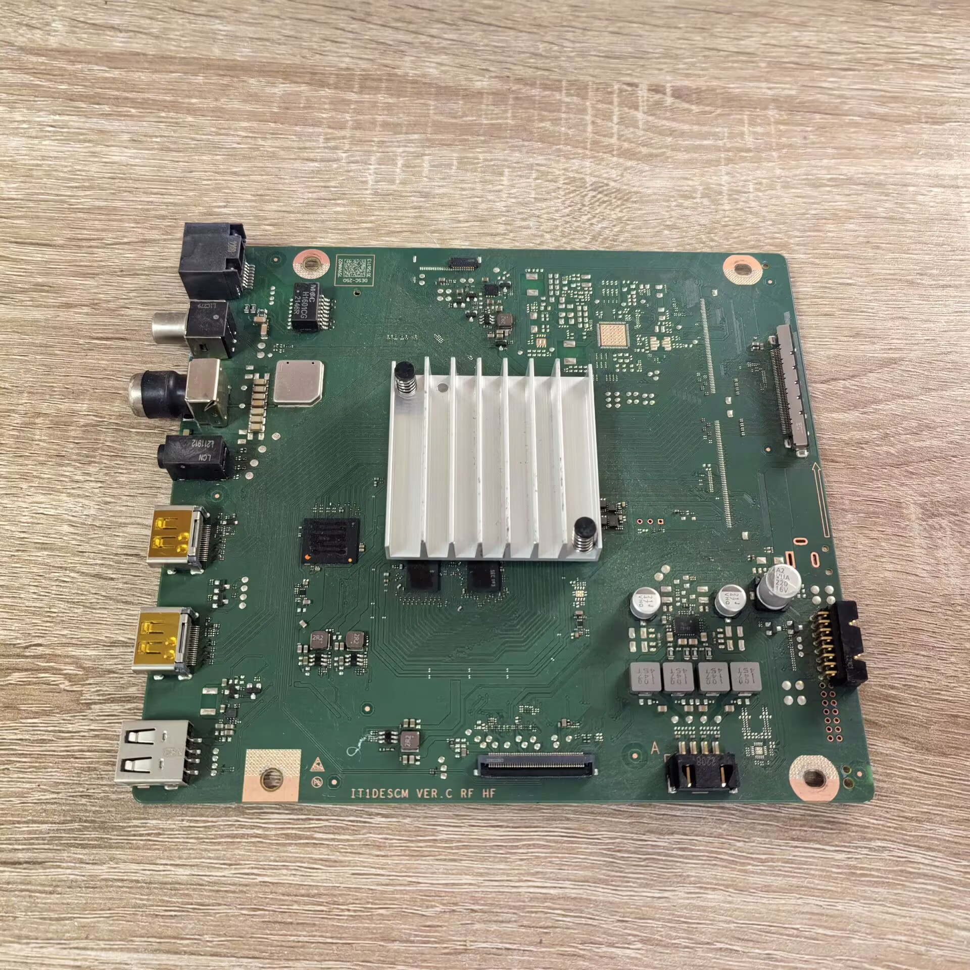 华为HD55DESA主板IT1DESCMVER.C