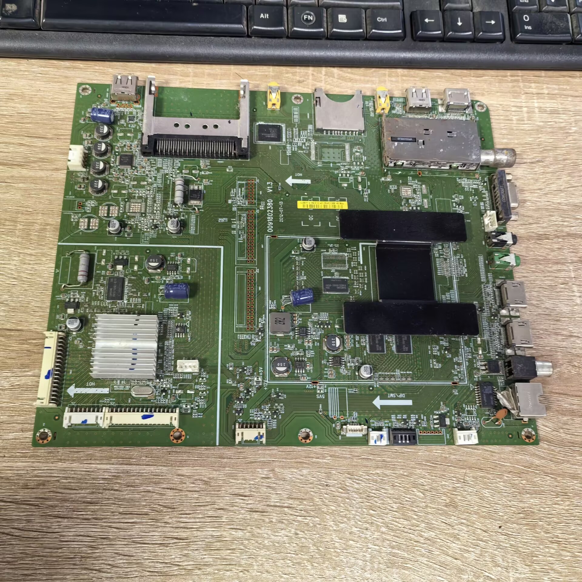 海尔LE60A5000主板0091802380V