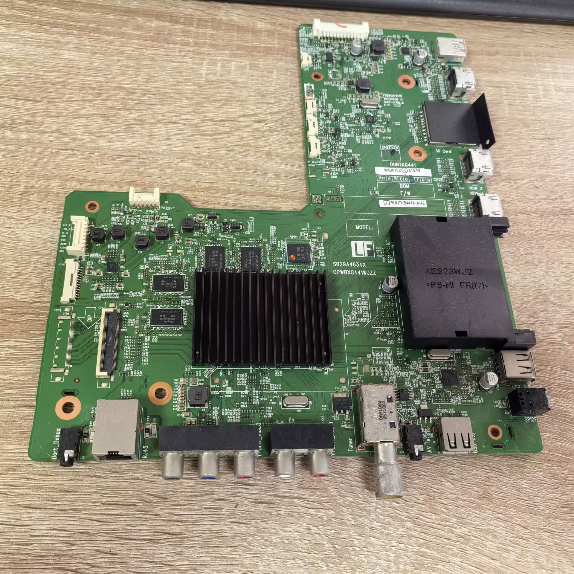 夏普LCD-52UE20A主板QPWBXG441WJ