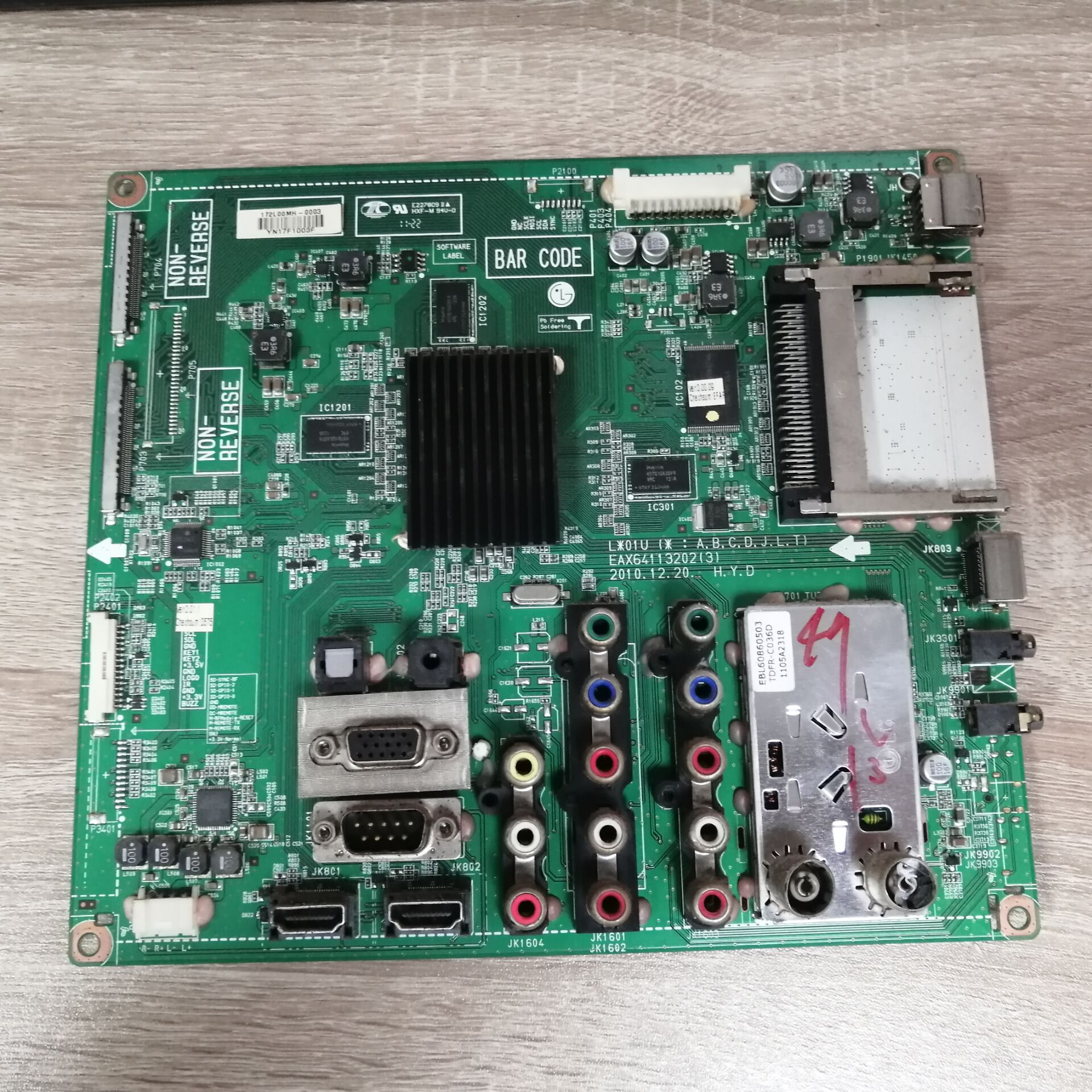LG 47LV4500-CA主板 EAX64113202(3)屏LC470EUF(SD)(A1)  测好