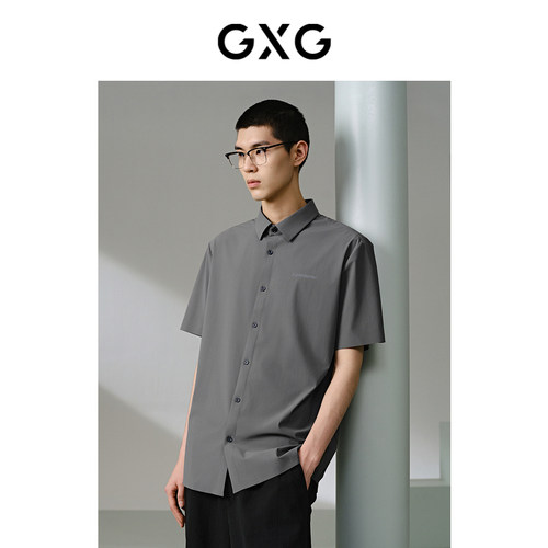 胸口印花-简约时尚