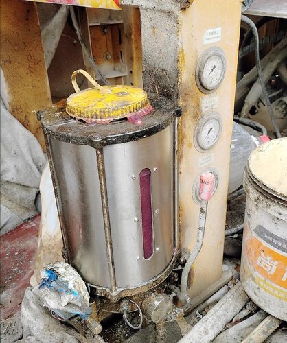 润滑脂泵桶 9L不锈钢桶  4L 三一C8 C10  混凝土泵车 车载泵