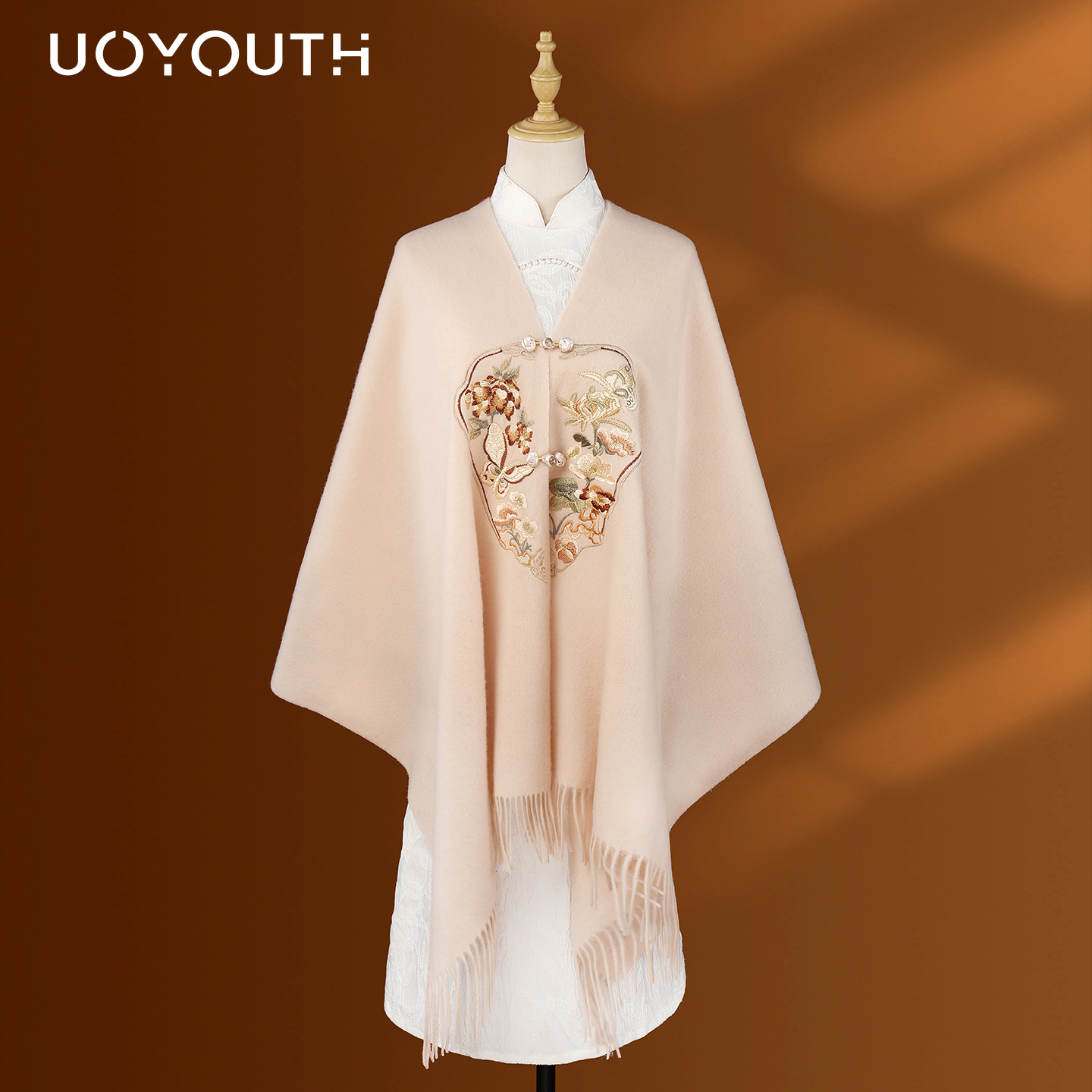 优约汇羊毛围巾盘扣披肩女冬礼盒