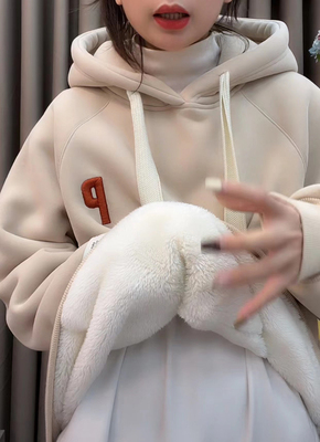 立体绣花加绒加厚连帽卫衣女