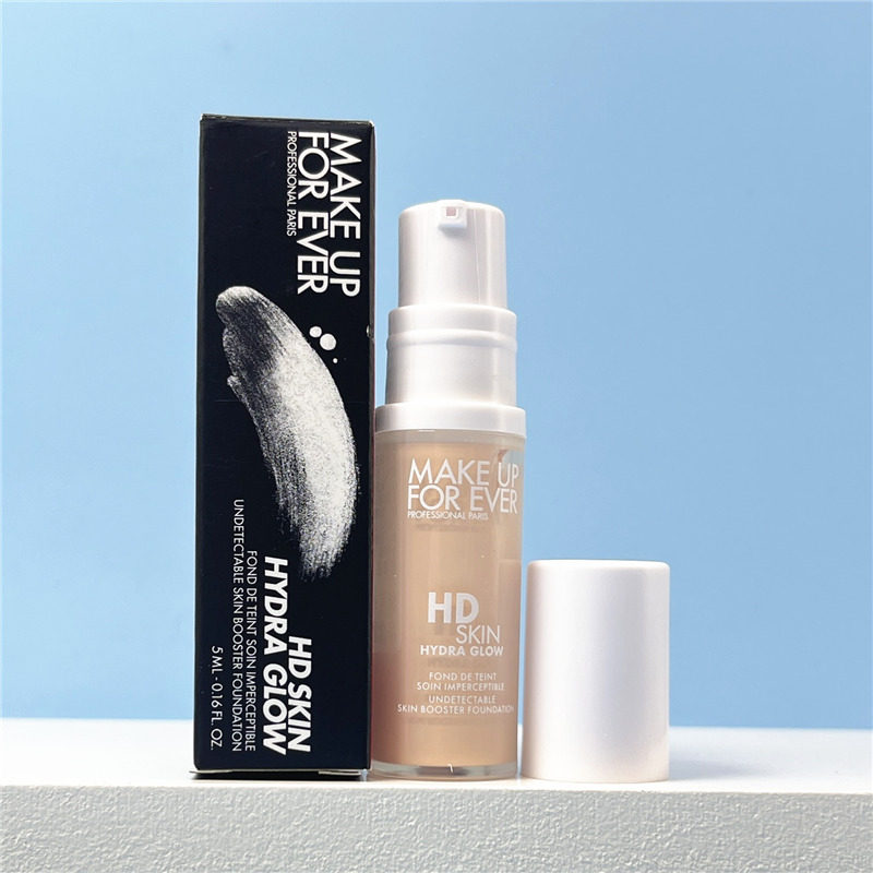 玫珂菲氧气水光持妆粉底液1N00