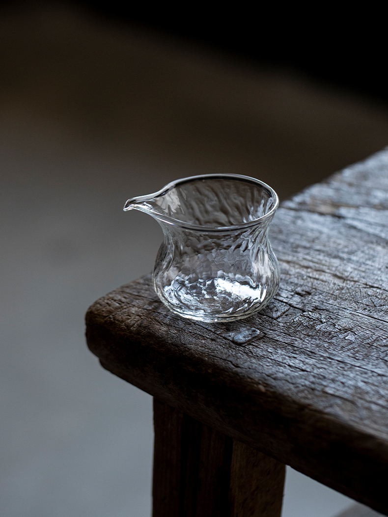 曹木寺高硼硅玻璃公平杯高端茶隔板茶海均匀杯功夫茶具旋转图案小