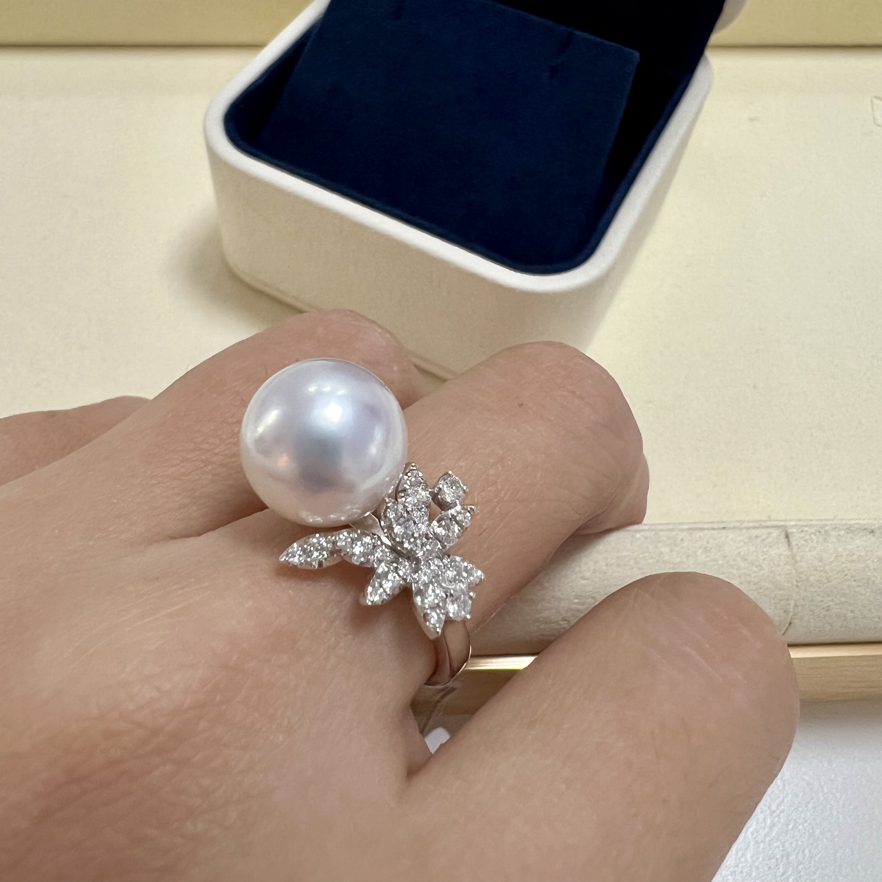 11.18澳白18K金钻石戒指11-12mm