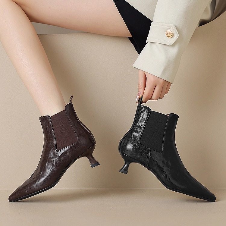 大码女靴41到43胖脚宽肥尖头高跟短靴女2025新款法式气质猫跟踝靴,女鞋,切尔西靴,淘宝优惠券,粉丝福利购,淘宝优惠卷
