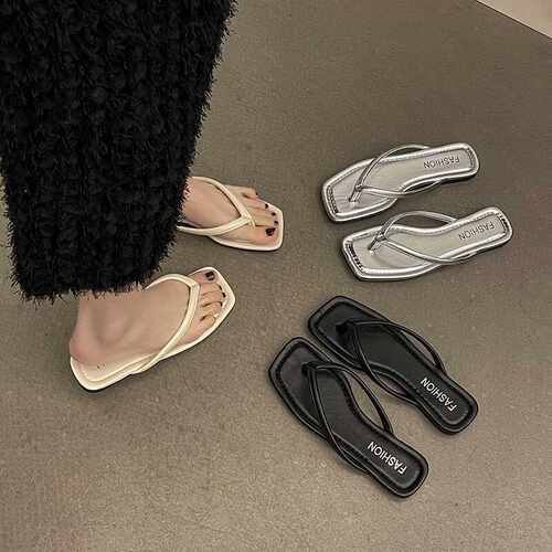 胖脚宽肥大码女鞋41一43人字拖鞋女夏外穿平底夹趾网红海边凉拖鞋