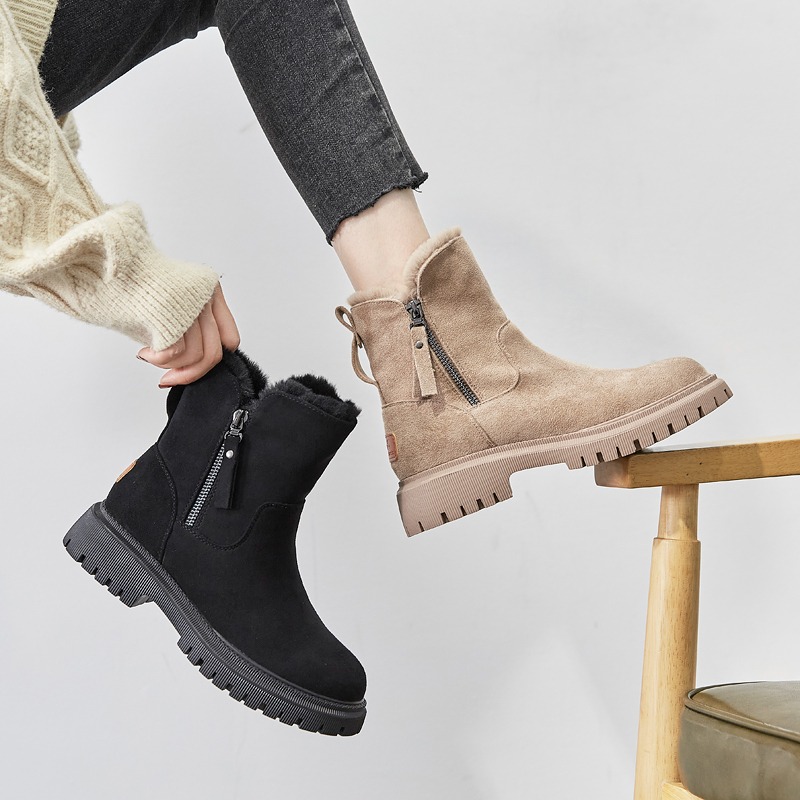 大码35一43冬季保暖防滑雪地靴女