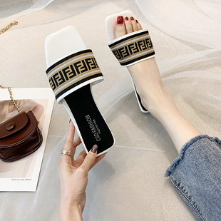 孕妇拖鞋女外穿平底42码女鞋大码凉拖鞋41夏季40时尚防滑沙滩凉鞋