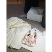 tibi真 喜欢去收藏加购 蜜桃色绸缎 太好看啦