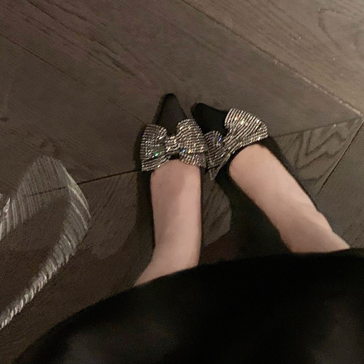 【benefanfan】好有千金感的闪闪蝴蝶结绸缎真皮底高跟鞋