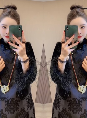 网红爆款炸街黑色韵味知性提花垂感旗袍连衣裙搭配长毛打底衫穿搭