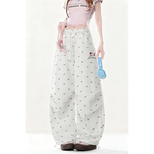 ZRSEE美式腊肠狗刺绣碎花卫裤女宽松挂件减龄跳舞阔腿弯刀长裤子