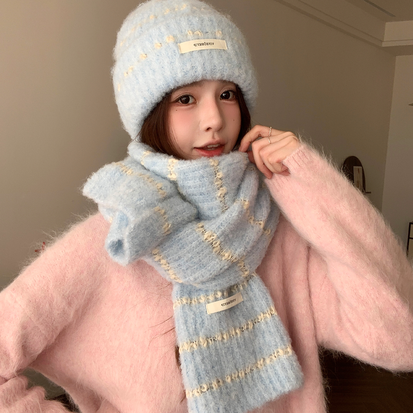 浅蓝色含羊毛保暖针织围巾帽子女冬季2025新款高级感韩系毛线围脖