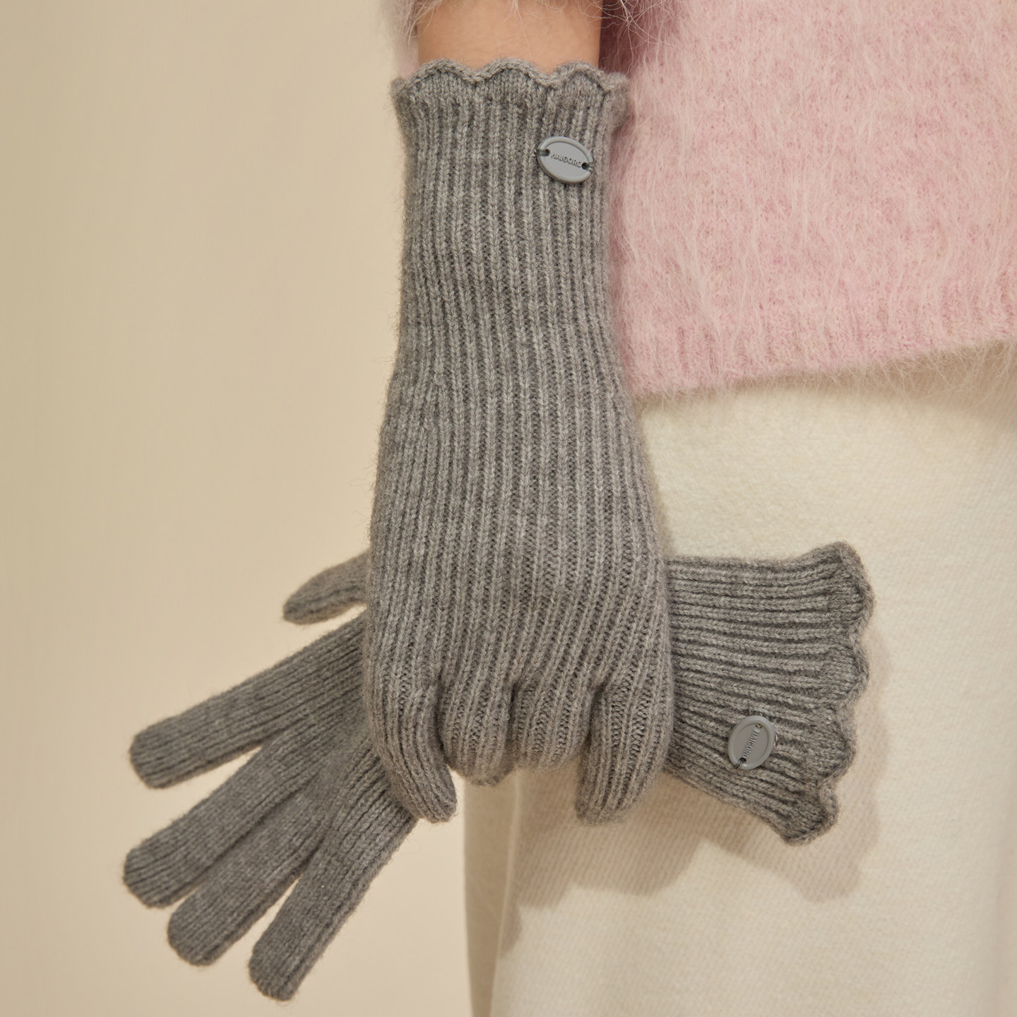 2025新款毛线手套帽子围巾三件套女秋冬保暖百搭韩系针织围脖套装,服饰配件/皮带/帽子/围巾,手套,淘宝优惠券,粉丝福利购,淘宝优惠卷