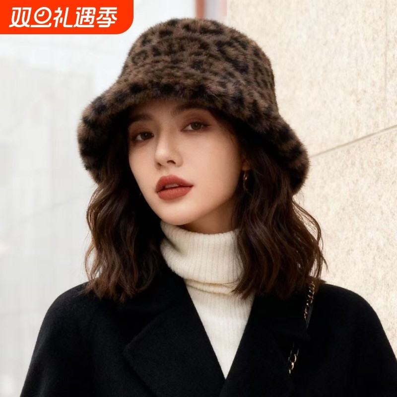 显脸小豹纹渔夫帽女2025秋冬新款高级感仿皮草复古毛绒盆帽保暖