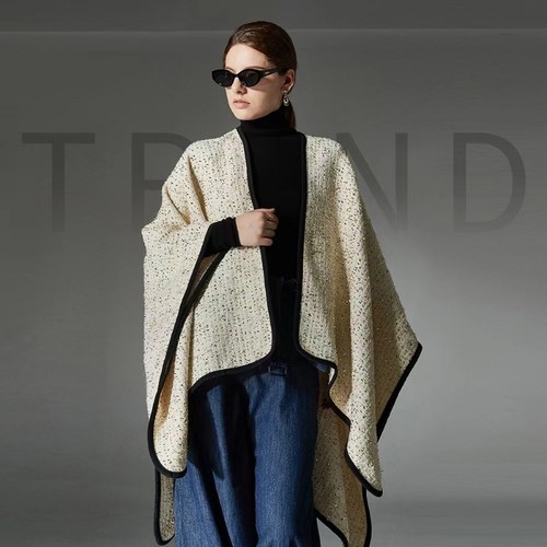 2025新款羊毛金丝小香风披肩