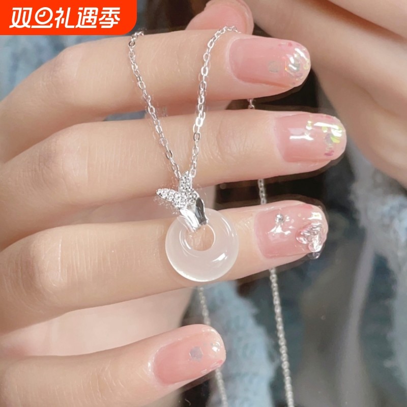 S925纯银蝶恋和田玉平安扣项链女款锁骨链百搭玉髓吊坠情人节礼物