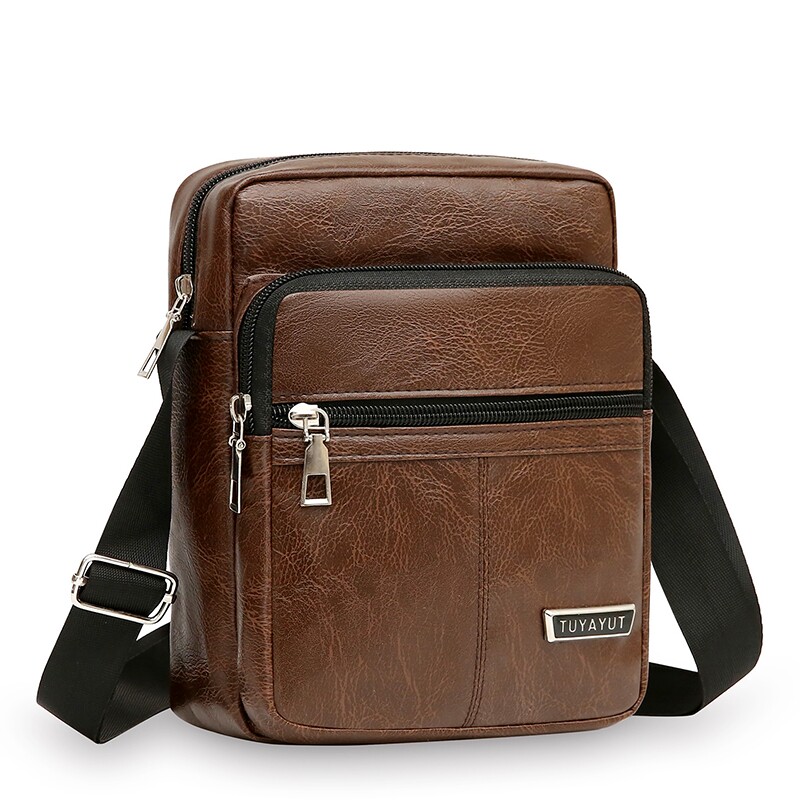 男包新款休闲包手机包大容量男斜挎包潮百搭男士包轻便旅行单肩包