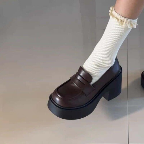 意尔康jk制服一脚蹬乐福
