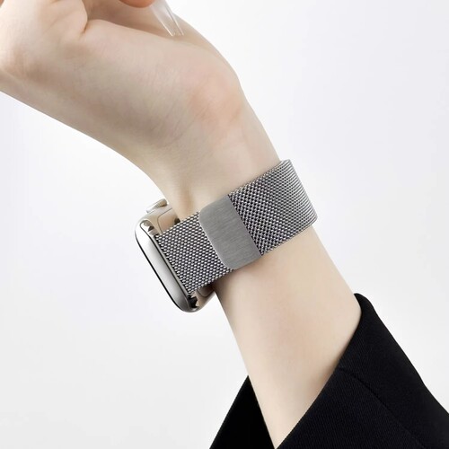 适用苹果手表表带iwatch10米兰尼斯S9男女款applewatch8磁吸7腕带夏天透气金属10iwatch9红色玫瑰金黑色粉色