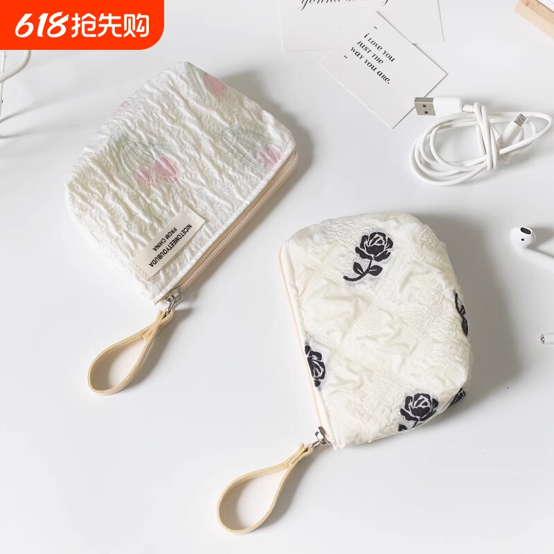 小巧收纳包零钱包便携小包高级感化妆包韩版可爱简约硬币包开学
