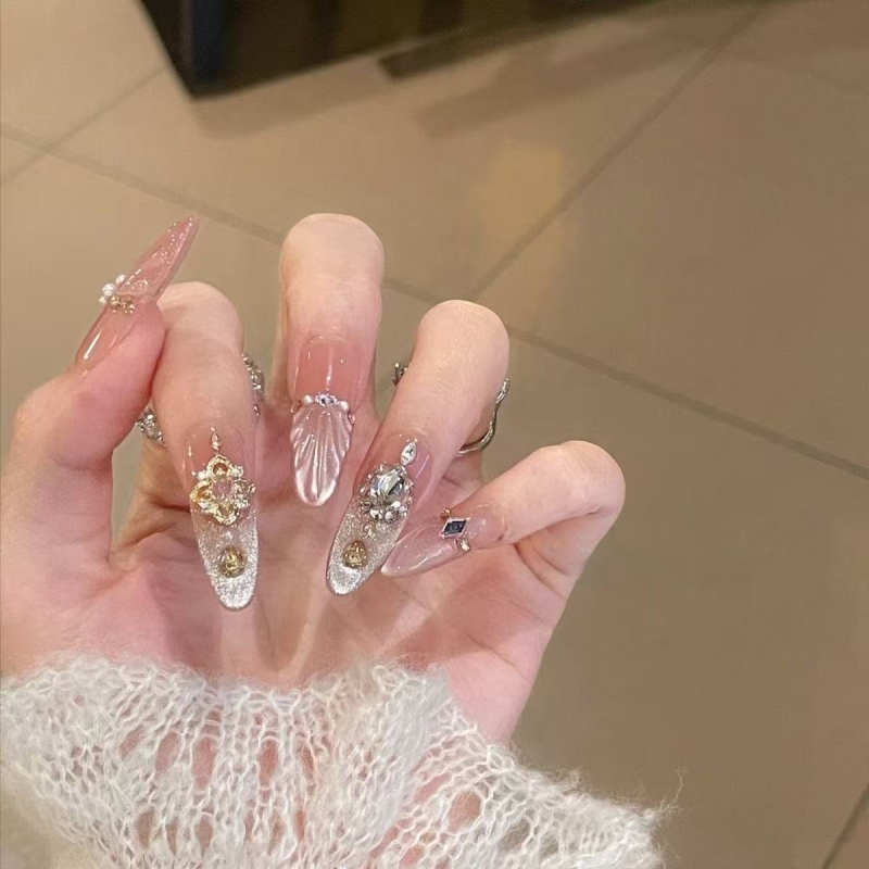 新款贵气爆棚精致闪钻富家千金仙女时尚感手工美甲穿戴甲气质轻奢