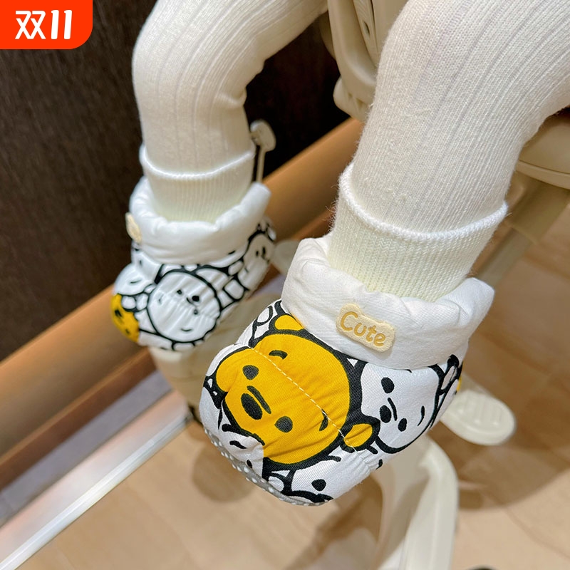 宝宝软底0一3月新生婴儿鞋袜6到12个月男女不掉七八布底鞋9魔术贴