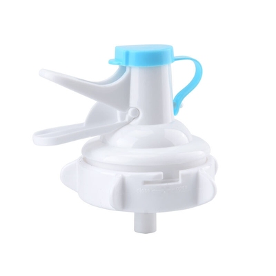 1个装手压式饮水器压水器抽水